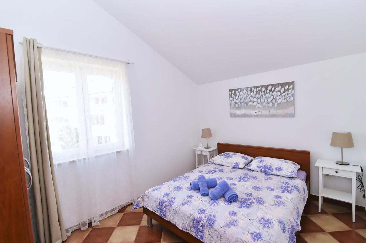 Apartments Luni Башка Экстерьер фото